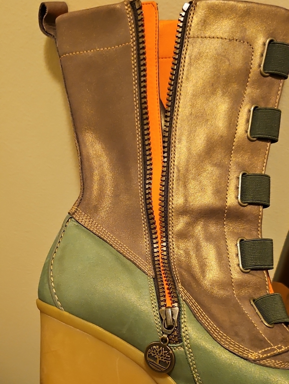 Timberland Boots - Picture 5 of 7
